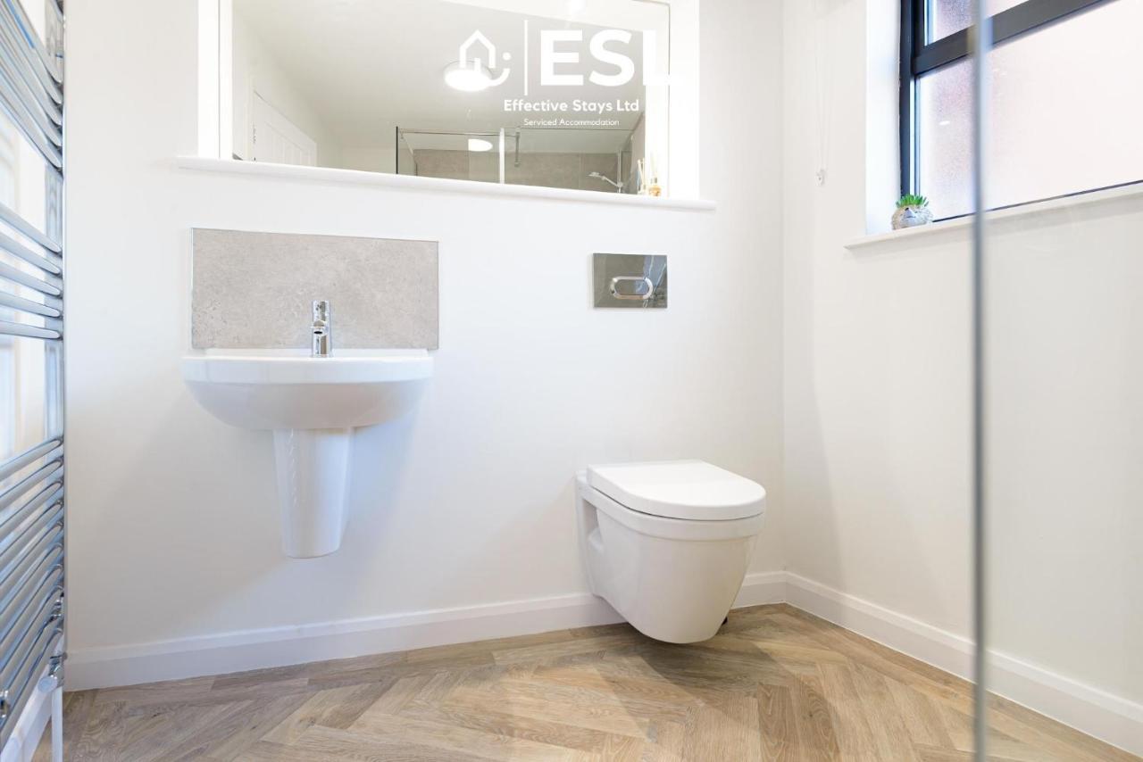 Comfy Modern 2 Bedroom Duplex Apartment With Sun Terrace Shrewsbury Exterior photo