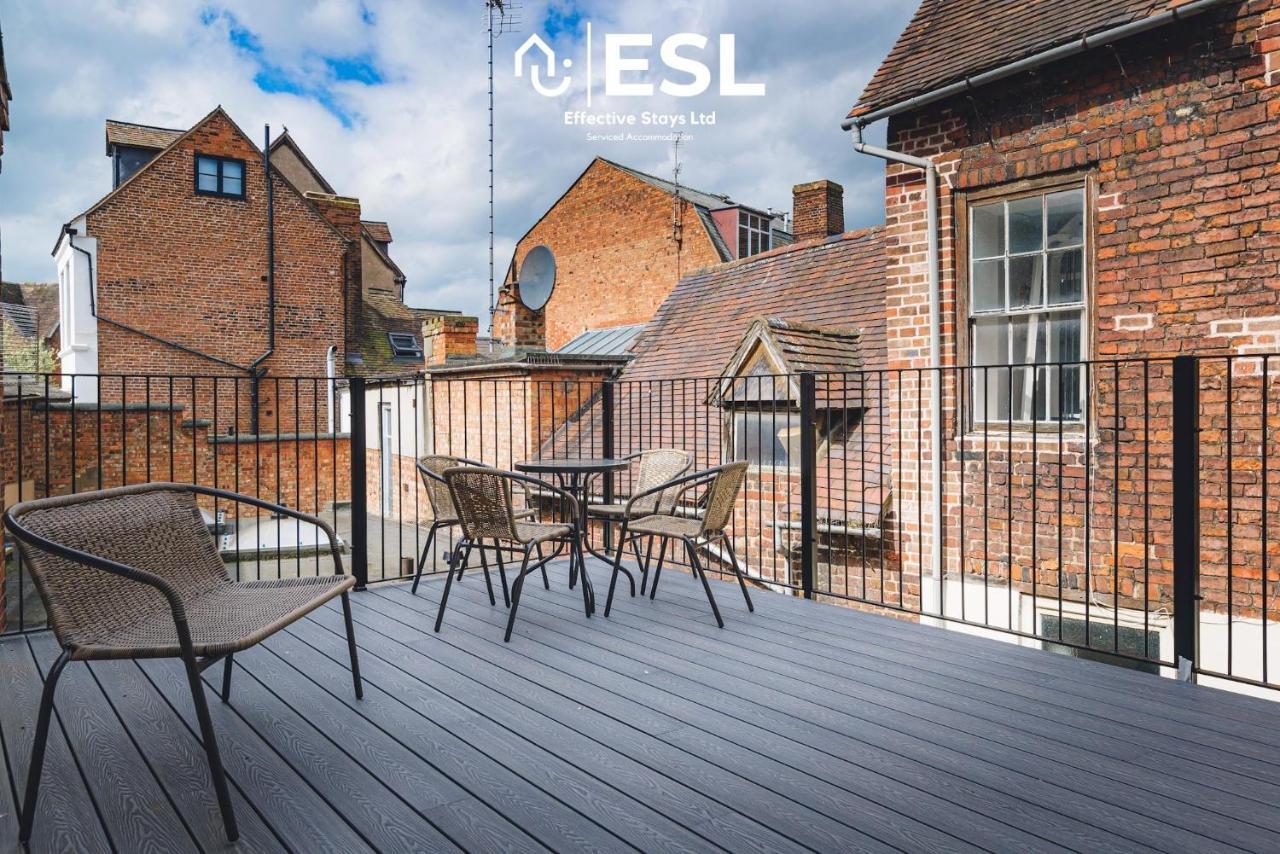 Comfy Modern 2 Bedroom Duplex Apartment With Sun Terrace Shrewsbury Exterior photo